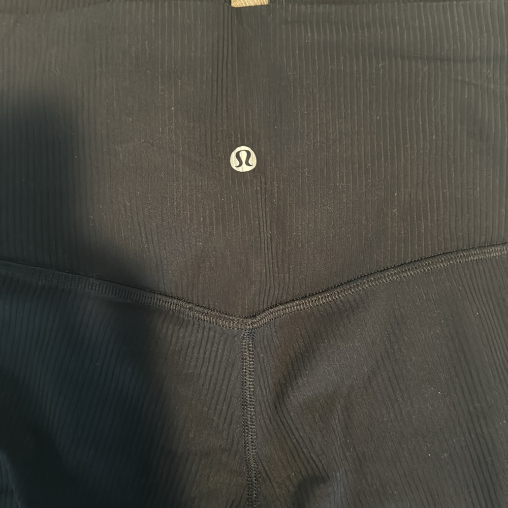Lululemon Ribbed Align 25’ - Picture 2 of 2